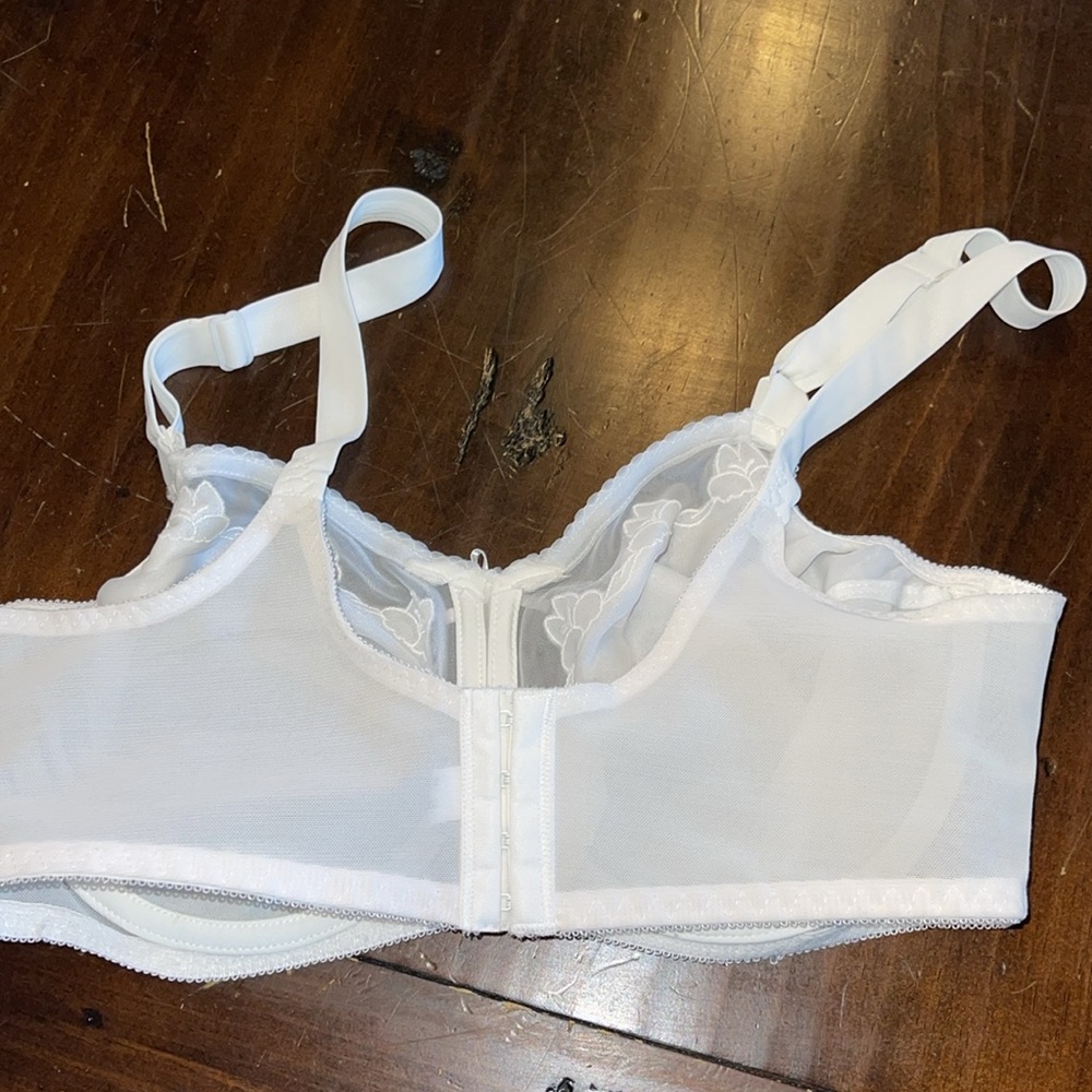 Underwire Full Coverage Bra - image 6